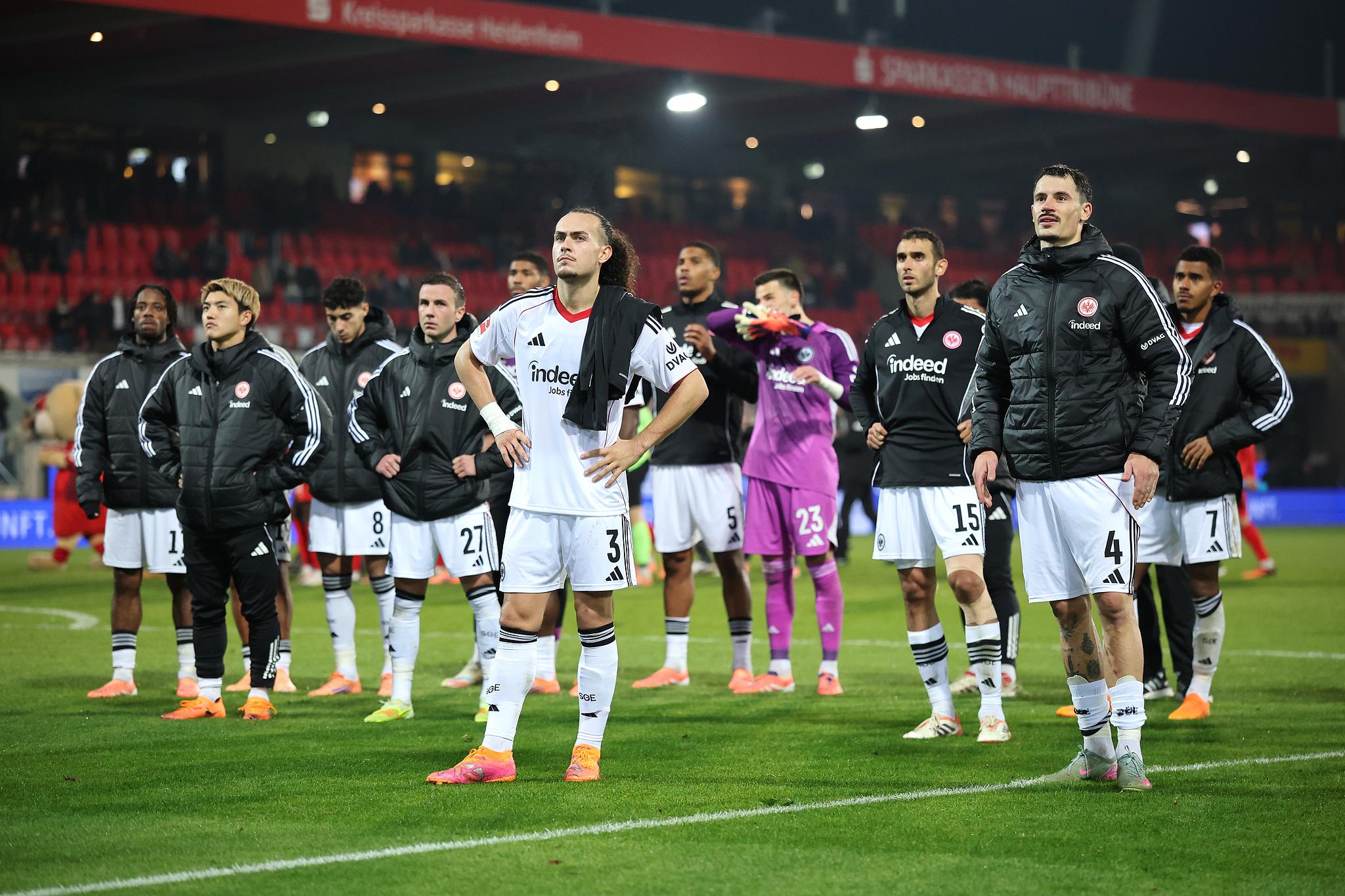 开云网页版-马里奥·格策必须填补法兰克福的乌尊空缺